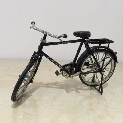 China Vintage Diecast Classic Miniature Toy OEM Custom Old Scale Models Bike 1:8 Promotional Gift Factory for sale