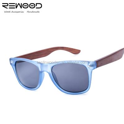 China High Quality Classic Fashion Sunglasses Design PC Sunglasses Polarized Lens Handmade Wooden Sunglasses For Man for sale