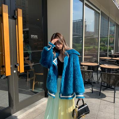 China High-end cute female winter fashion Anti-wrinkle temperament lamb cashmere high-end warm short thick coat for sale