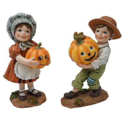 China World Supplier Polyresin Autumn Decor Harvest Ornaments Resin Children With Pumpkin Statue for sale