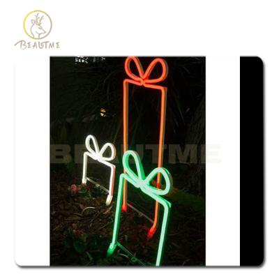 China Commercial Garden Lawn Decoration 2D Christmas Use IP65 Gift Box Pattern Light Made In Neon Lamp for sale