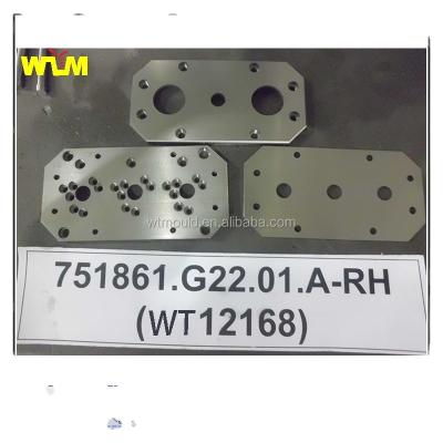 China 3 Cavity HL3 Plastic Steel Mold For Auto Plastic Parts Mold Plastic Injection for sale