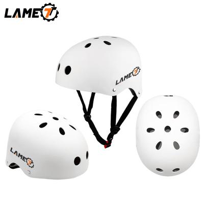 China Safety Bicycle Accessories Helemt Factory Direct Sales Head Safety Bicycle Colorful Helmets Cycle Helmet Adult Mountain Road Bike Helmet for sale