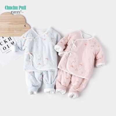 China Cotton Antibacterial Squirrel Printed Winter Baby 2pc Warm Quilted Newborn Pajamas Set With Ribbon for sale