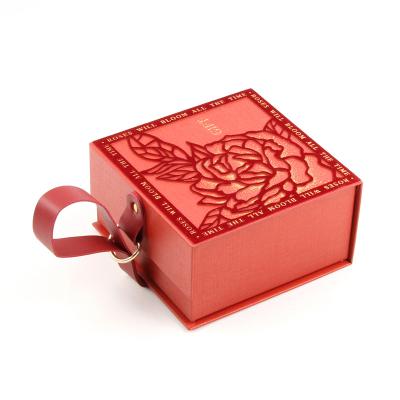 China Recycled Materials Custom Red Square Shape Wedding Gift Packaging Candy Box Rigid Durable for sale