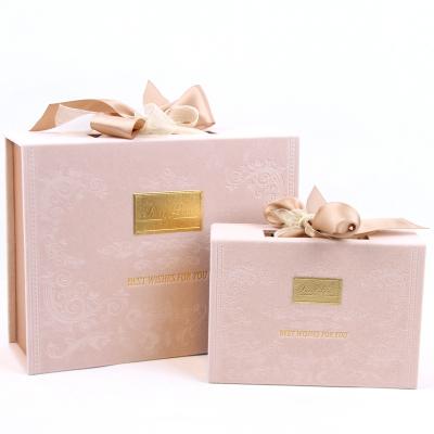 China Recycled Materials OEM Multiple Size Flannel Surface Rigid Fold Box with Ribbon Light Luxury Recyclable for sale