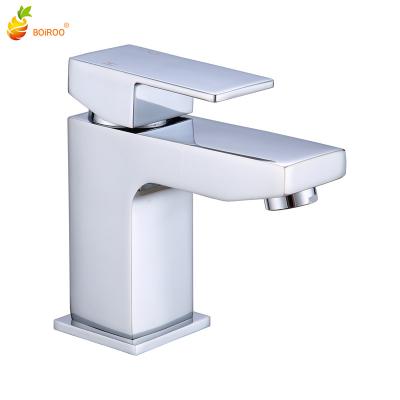 China BOiROO Metered Faucets Hose Luxury Hotel Hot Single Handle Single Hole Bathroom Faucet Hot And Cold Hot And Cold Sale Brass Chromed Faucet for sale