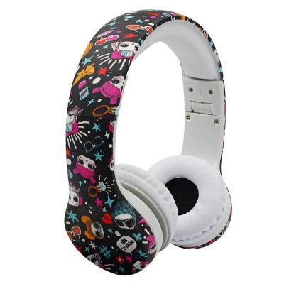 China Hisonic Headband Kids Headphones With Limited Volume And Share Hole Camouflage For Boys for sale