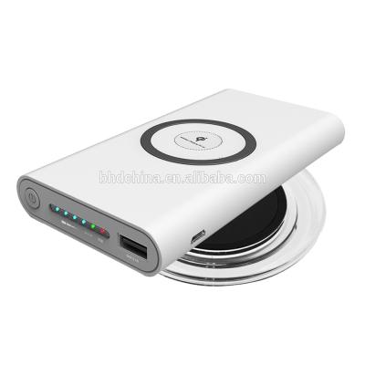 China Newest Qi wireless power bank 10000mAh power banks with wireless charging for sale