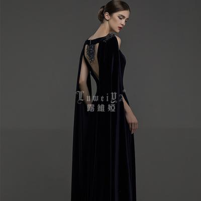 China LUWEIYA Breathable Black Evening Dress For Women Fashion Evening Dress Sexy Backless Evening Dress for sale