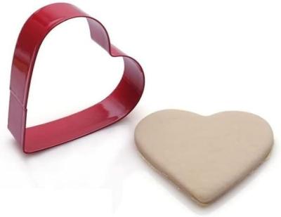 China Stocked Low Price Red Metal Heart Cookie Cutter for sale