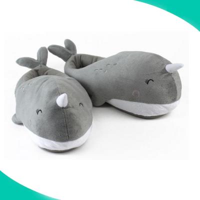 China 100% Polyester Hot Selling Custom USB Slippers Factory Heating Animal Narwhal Heated Slippers Plushie for sale