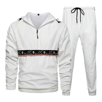 China OEM Breathable White Running Clothing Men's Unbranded Tracksuits Wholesale for sale