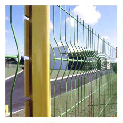 China Easily Assembled Heavy Duty Triangle Bending Fence / 3d Curved Welded Wire Mesh PVC Fence for sale