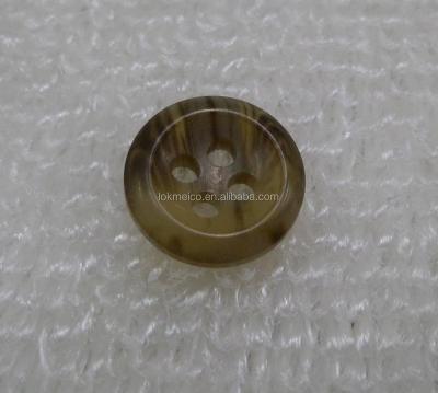 China Dry cleaning 4 hole fashion polyester button for sale