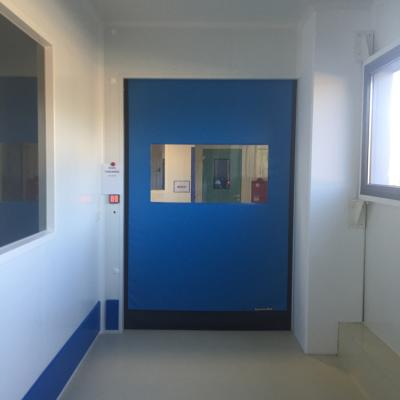 China PVC Industrial Self Closing Magnetic Cloth Door Self Repairing High Speed ​​Door for sale