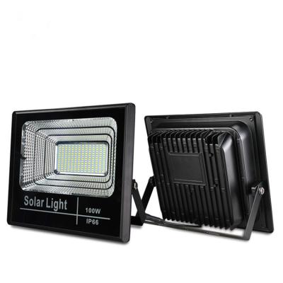 China Solar Powered Outdoor Theme Park 25w 40w LED Reflector60w 100w 200w IP65 Rating Spotlight for sale