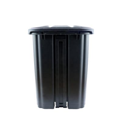 China China 16 Gallon Sustainable Outdoor Square Colorful Foot Rubbish Bin With Lid for sale