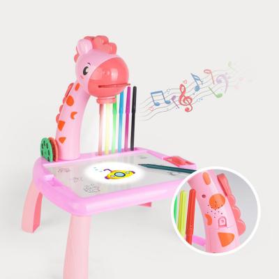 China Plastic Educational Children Doodle Toys Giraffe Shape Painting Board Easel Drawing Early Magic Projector for sale