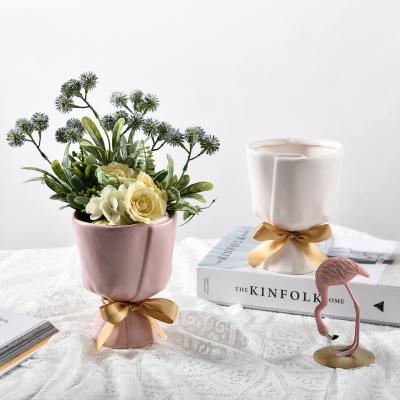 China Wholesale Ceramic Dry Vase Modern Ceramic Small Flower Vase Ornaments In Living Room Nordic Flower Arrangement Home Decoration for sale