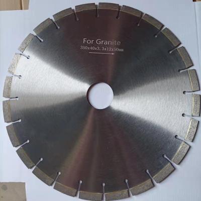 China 350mm Diameter 40mm Segment Shape Granite Cutting Blade for Accurate Block Splitting for sale