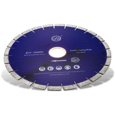 China Diamond Cutting Saw Blade for Synthetic Stone Cutting 14in Diameter 0.035in Thickness for sale