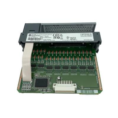 China Brand New and Original Allen Bradley INDUSTRIAL AUTOMATION 1746-IB32 Slc 32 Point DC Input Module à venda