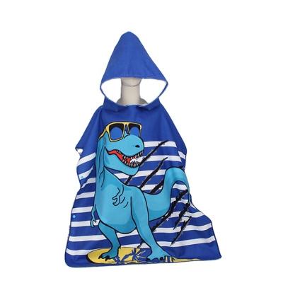 China QUICK DRY Microfiber Kids Cartoon Printed Soft Cozy Microfiber Kids Hooded Poncho Beach Bath Towel for sale