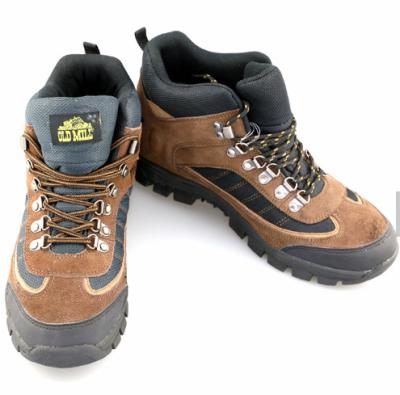 China 2020 Fashion Trend Shoes Factory Wholesale Suede Leather Couples Waterproof Desert Outdoor Ankle Mountain Climbing Shoes Increasing Boots for sale