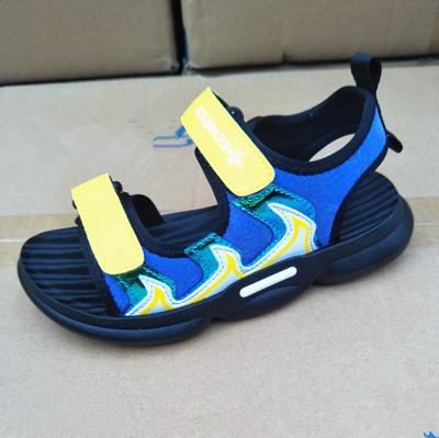 China 2020 Summer New Korean Children's Breathable Beach Shoes Non-slip Children's Sports Soft Bottom Sandals for sale