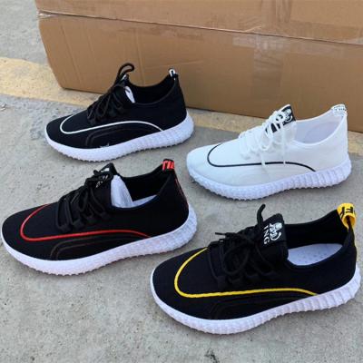 China Men's shoes wholesale shoes factory price knitted men's sports shoes casual men's shoes stock for sale