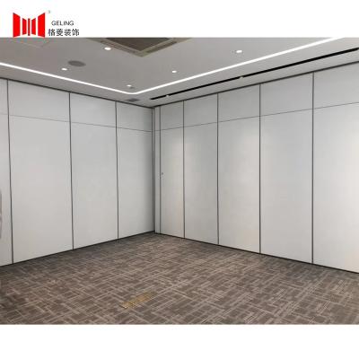 China Foldable 65mm Hot Selling Auto Office MDF Board Outdoor Functional Partition Wall For Meeting Room for sale