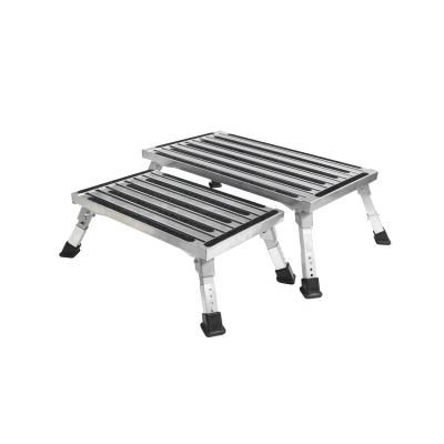 China Household Aluminum Portable Folding Ladders Manufactural Stool Ladder for sale