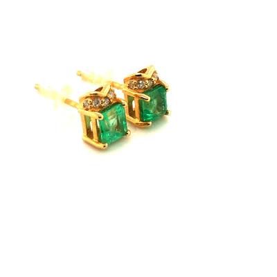 China Trendy Vintage 18K Gold Emerald Three Pieces Minimalist Statement Trendy Jewelry Set For Bridal Party for sale