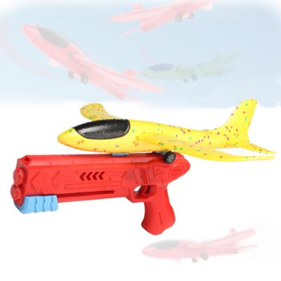 China Hot Selling New Style Gun Toys Airplane Funny Firearm Launcher Airplane Flying Toys Factory Wholesale Flat Kids Toys Hot Selling Outdoor Toy for sale