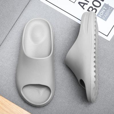 China Cushioning Damping Ladies Fashion Slippers Sandals Casual Shoes On Real PVC Soft Flat Slippers for sale