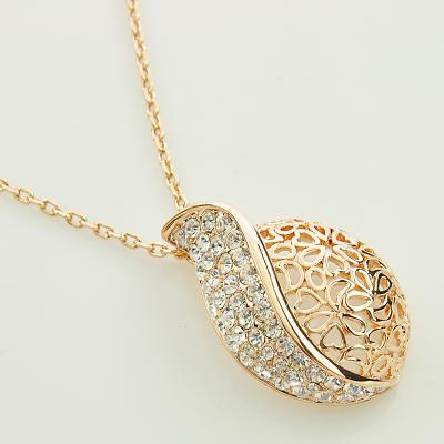 China OL Necklace Love Romantic Pendant Hollow Classic Wedding Dress Miss You Necklace Jewelry For Lover Fashion Gold Silver Color for sale