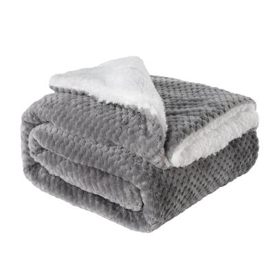 China New Design OEM Therapy Faux Fur Soft Flannel Throw Blanket Anti-pilling Warm Sherpa Fleece Blanket for sale