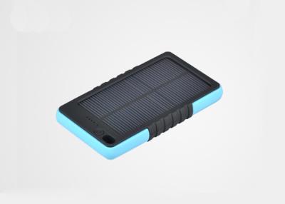 China Banco de la energía solar del agujero del llavero del rectángulo con la célula de polímero de litio interna 8000mah para el viaje en venta