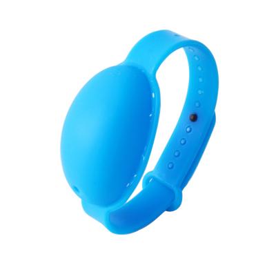 China Sanitizer Artificial Portable Adjustable Gel Alcohol Sanitizer Silicone Kids Squeeze Wristband Hand Liquid Dispenser For Children for sale