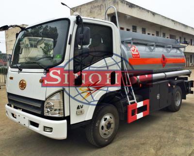 China 3 - 5cbm Refuel Oil Tanker Truck FAW TIGER V Chassis Series 7 Tons GVW for sale