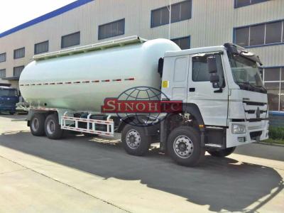 China 8x4 Heavy Duty Cement Bulk Carrier Truck 30m3 Tank Volume LHD / RHD Steering for sale