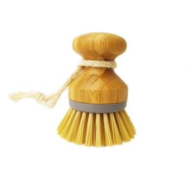 China Sustainable Kitchen Cleaning Bamboo Natural Products Round Main Dish Washing Brushes Scrub Brush With Handle for sale