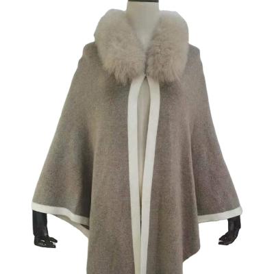 China Retro Anti-wrinkle Autumn And Winter Apricot Fox Fur Collar Ladies Shawl Support Customization for sale