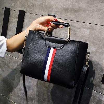 China 2021Women's New Retro Fashion Handbag Fashion Bag Single-shoulder Large-capacity Casual Two-piece PU Leather Diagonal Bag for sale