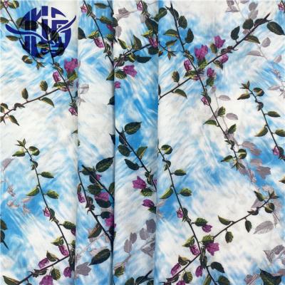 China Viable no MOQ digital printed 100% rayon flowers and vines designs are suitable for apparel for sale