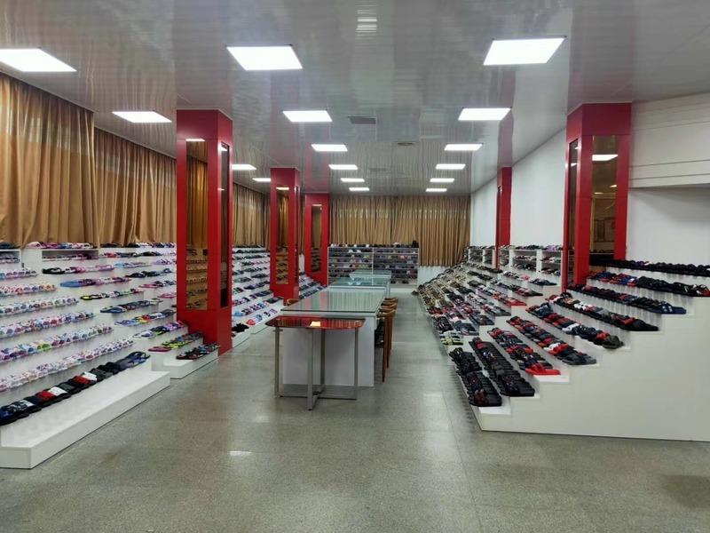 Verified China supplier - Guangzhou Rihong Fashion Shoes Co., Ltd.