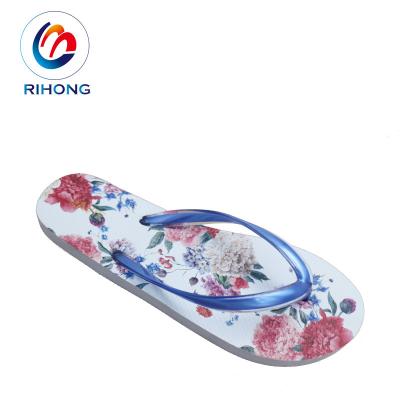 China CUSHIONING custom logo woman beach sport rubber free outdoor shoes designer custom flip-flop for sale