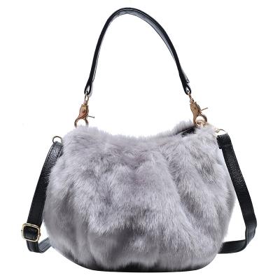 China Fashion Women's Handbags Autumn Winter Plush Hot Selling Women's Fashion Luxury Handbag Designer New Bucket Plush Bucket Bag Cute Bucket Bag for sale