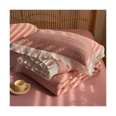 China Nondisposable wholesales luxury pompom fabric quilted summer comforter set, fitted sheet with comforter for sale